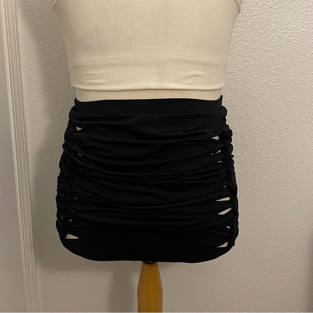 Black ROMWE mini skirt